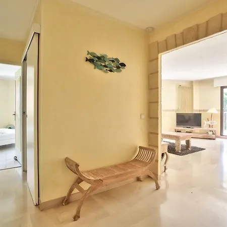 Beau T2 De 62m2 - Acces Golf Et Piscine Apartamento Mandelieu