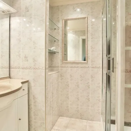Beau T2 De 62m2 - Acces Golf Et Piscine Apartamento Mandelieu